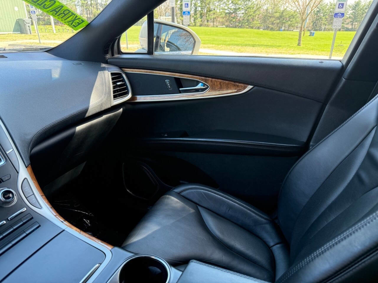 Used 2016 Lincoln MKX Select w/ Select Plus Package image 13