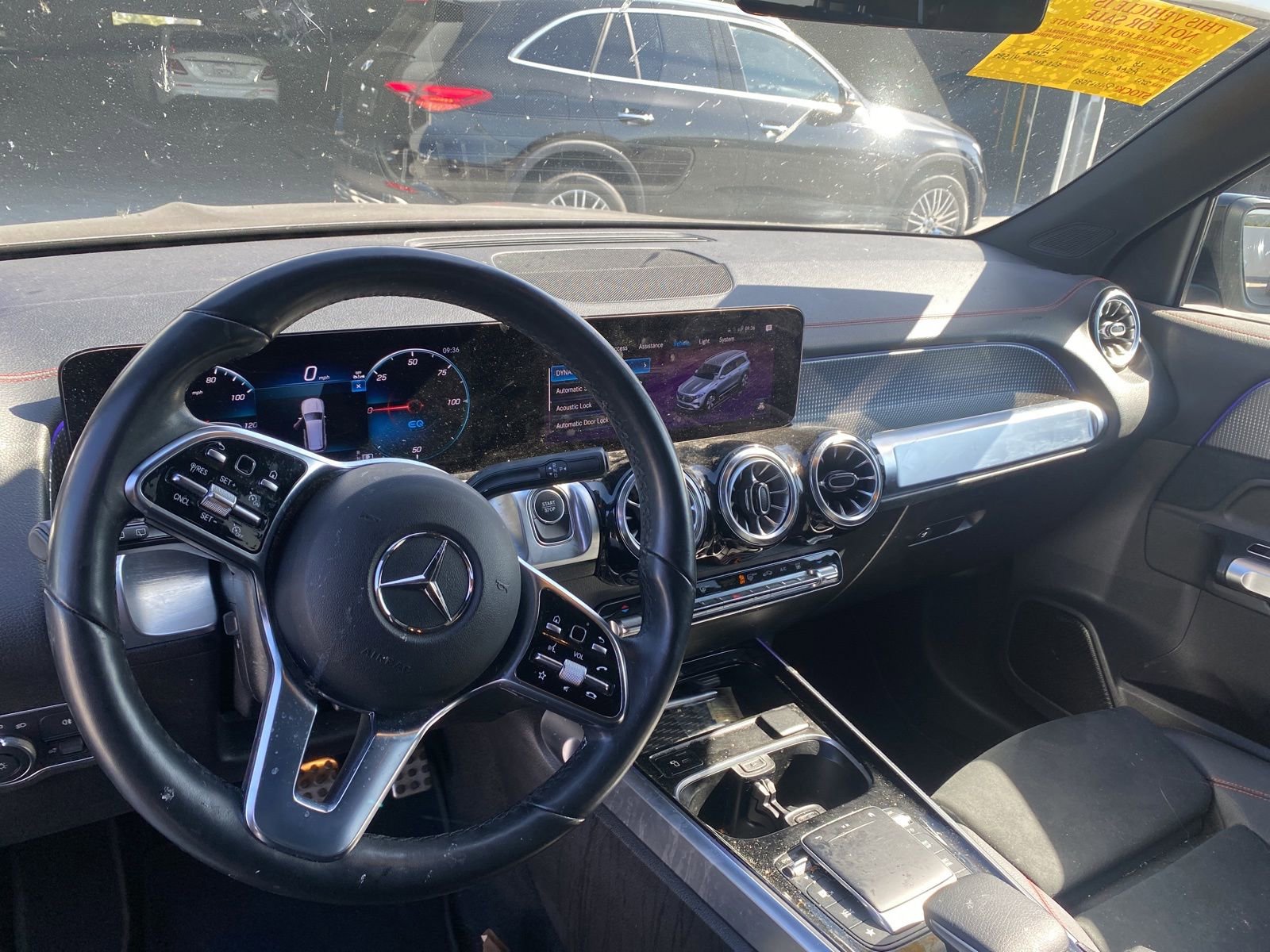 Used 2023 Mercedes-Benz EQB 300 4MATIC image 8