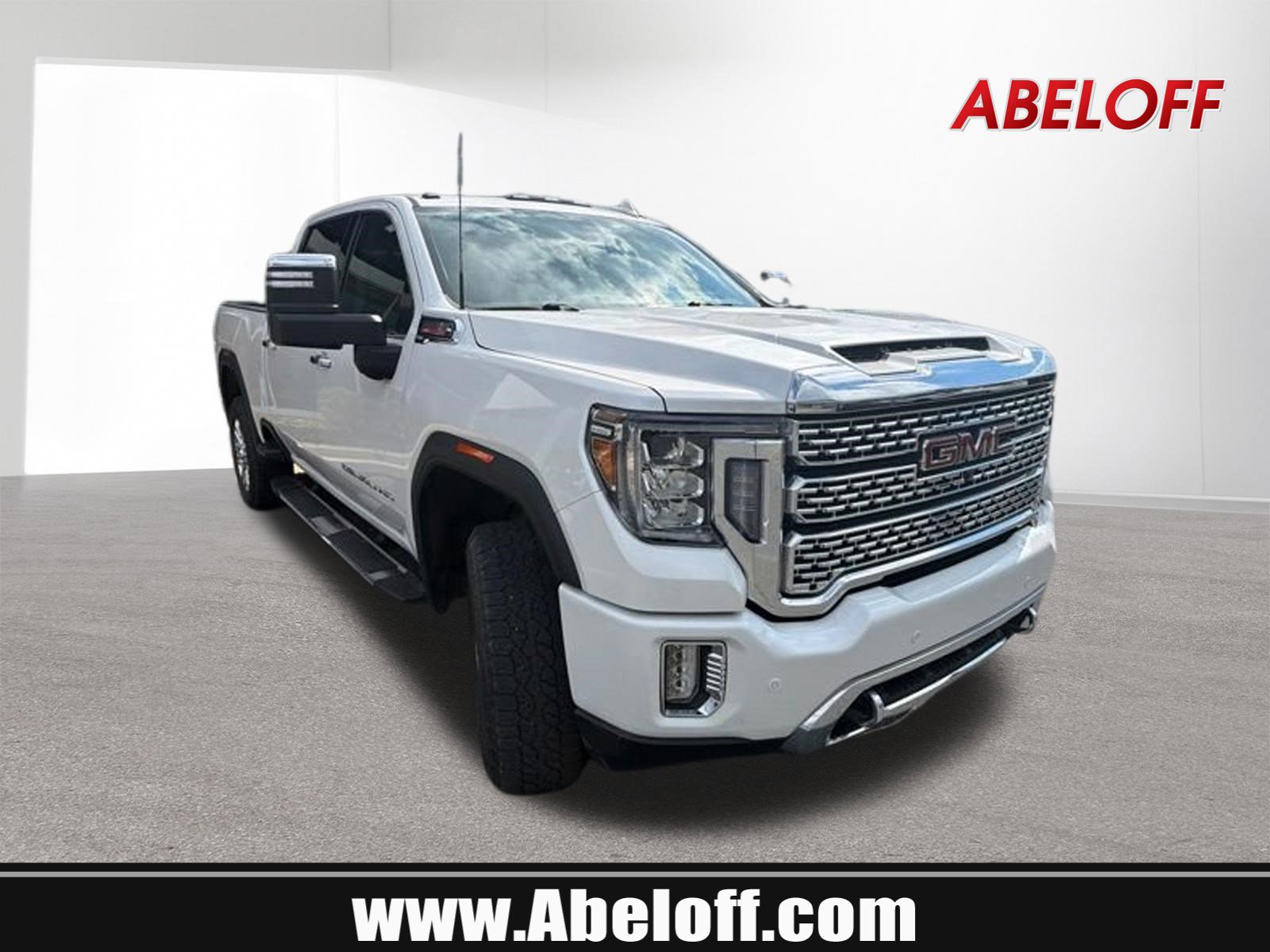 Used 2023 GMC Sierra 2500 Denali w/ Denali Ultimate Package AWD/4WD image 1