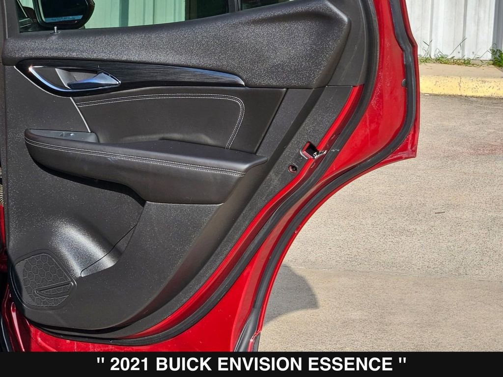 Used 2021 Buick Envision Essence FWD image 29