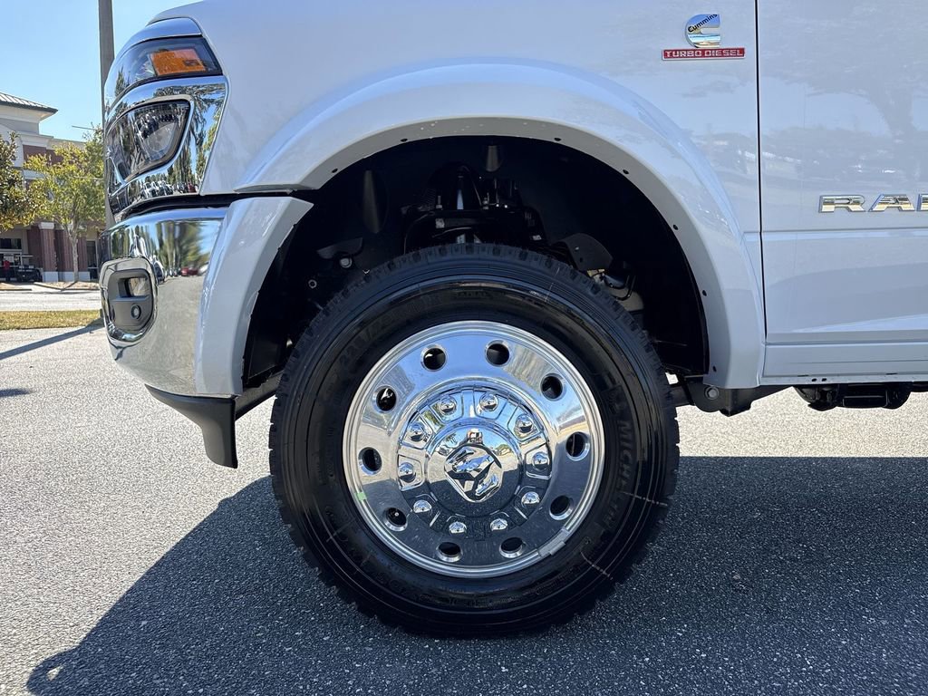 New 2026 RAM 5500 Tradesman image 10