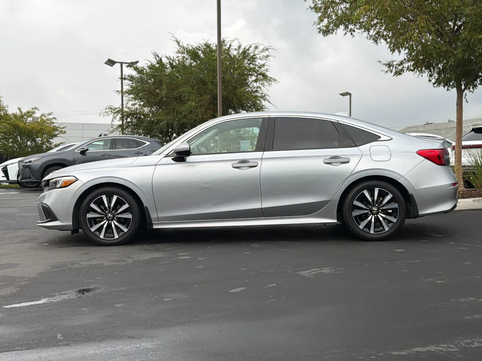 Used 2023 Honda Civic EX image 9