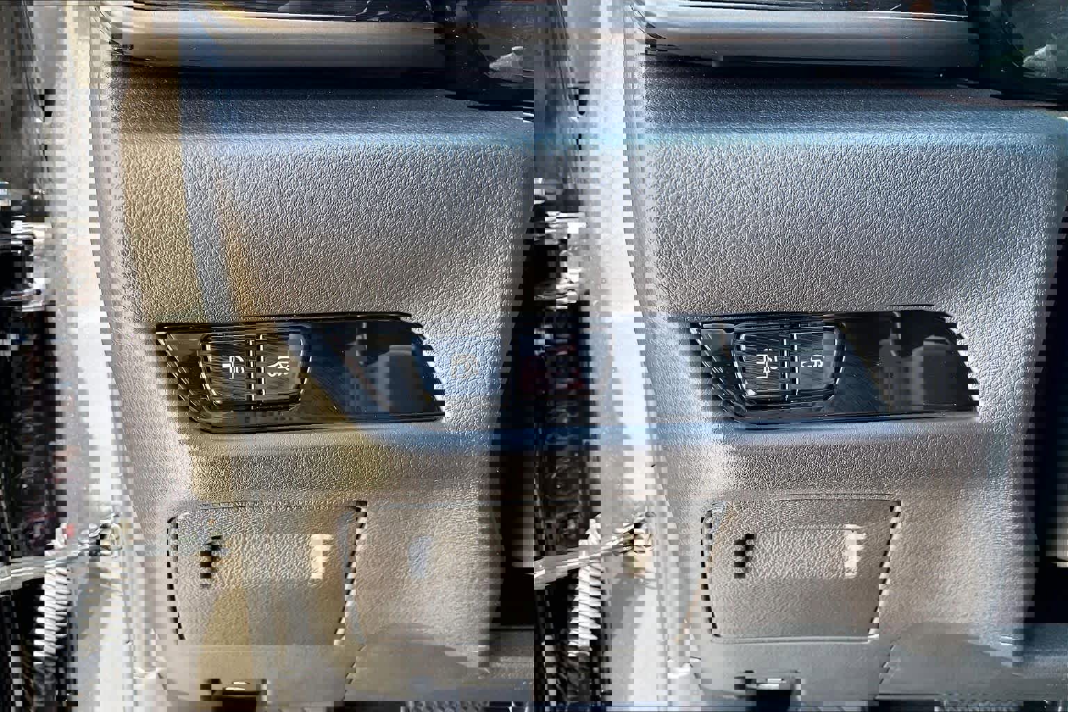 Used 2025 Lexus NX 250 FWD w/ Accessory Package (Z1) image 33