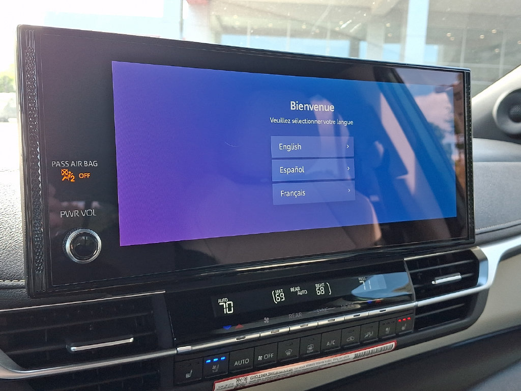 New 2026 Toyota Sienna Platinum AWD/4WD image 13