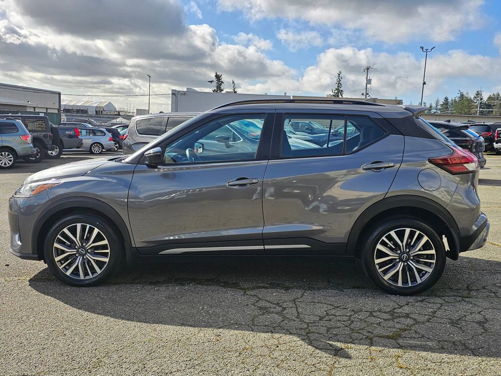 Used 2022 Nissan Kicks SR image 4