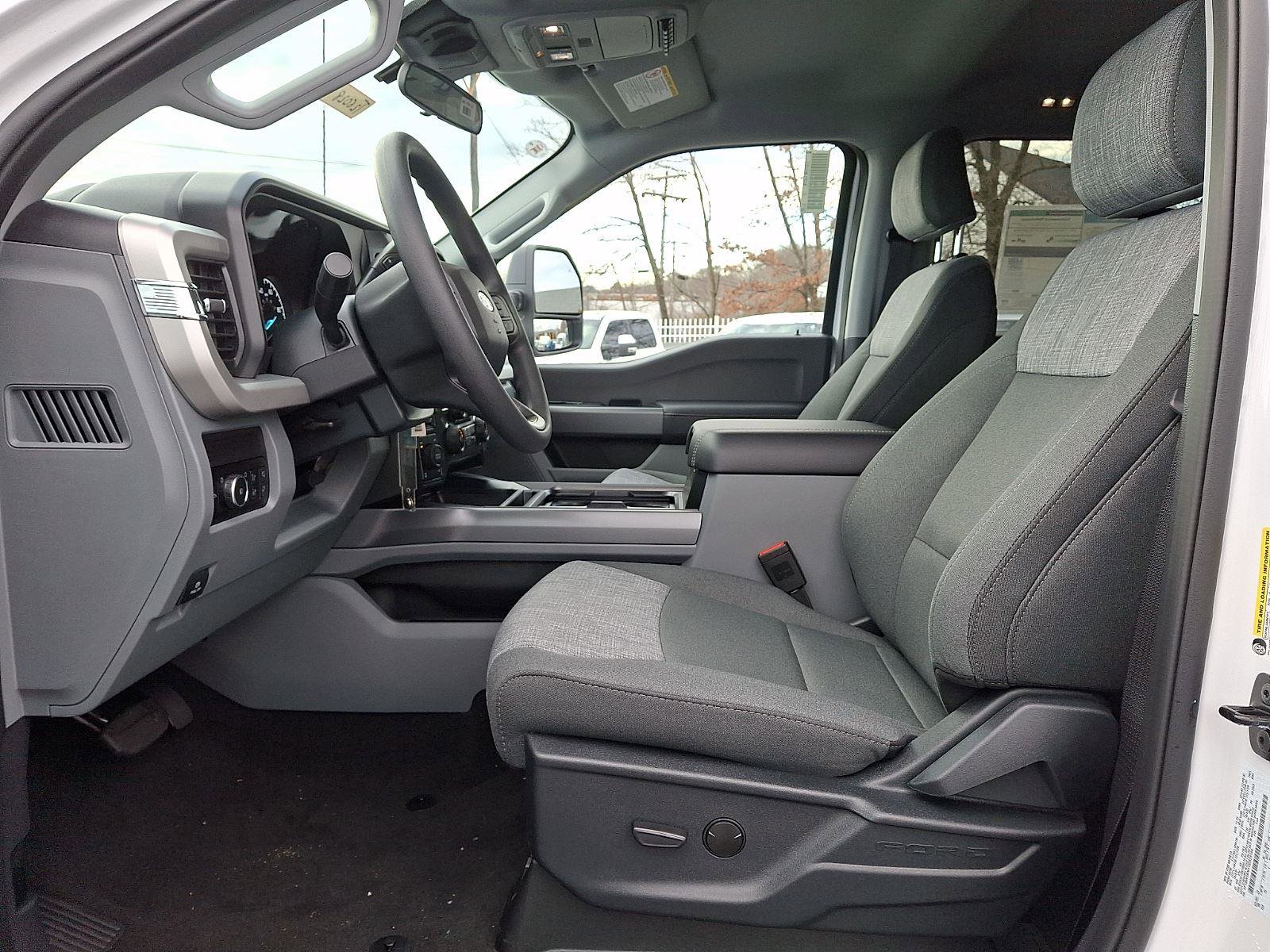 New 2026 Ford F350 XLT image 6
