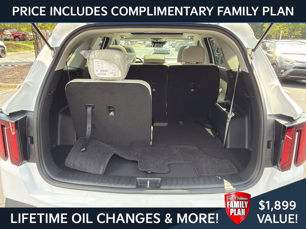 New 2026 Kia Sorento S w/ S Panoramic Sunroof Package FWD image 6
