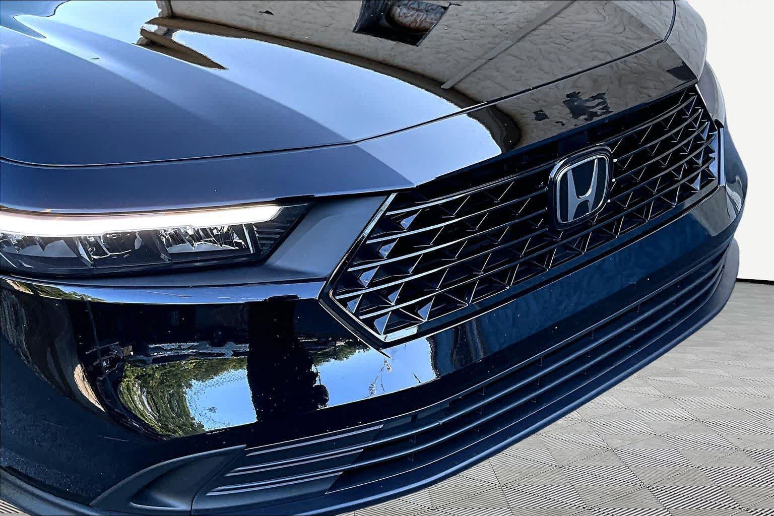 Used 2024 Honda Accord Sport image 30