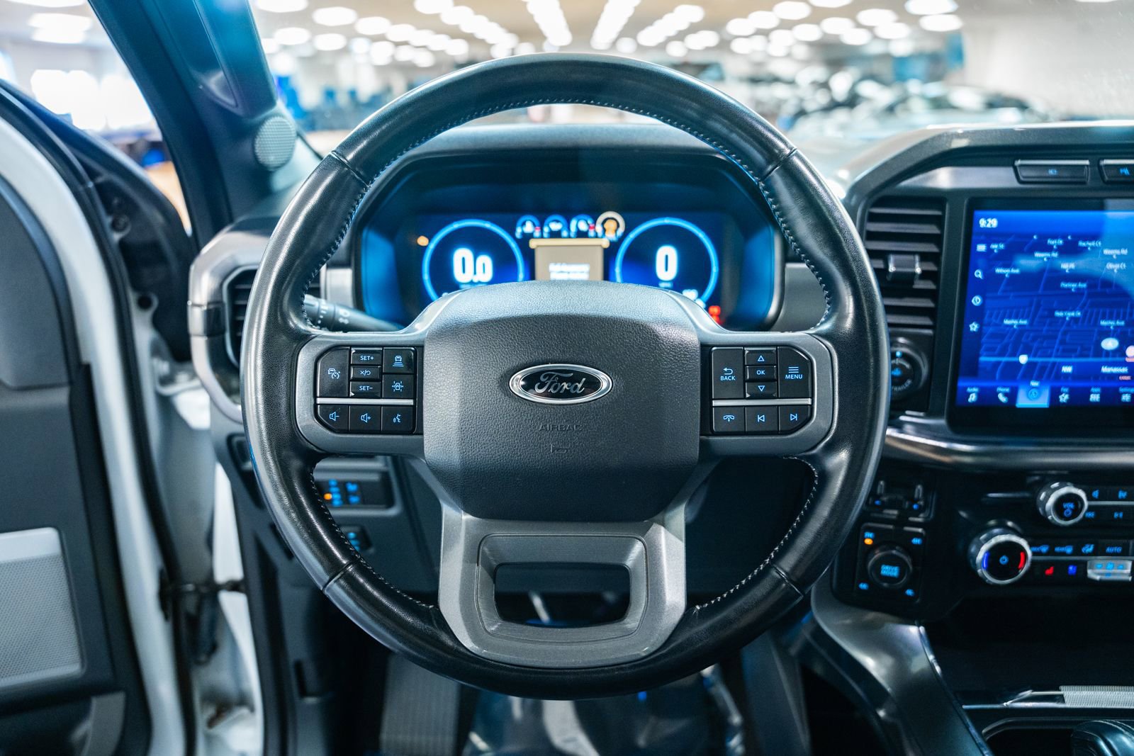 Certified 2023 Ford F150 Lariat w/ Equipment Group 502A High image 38