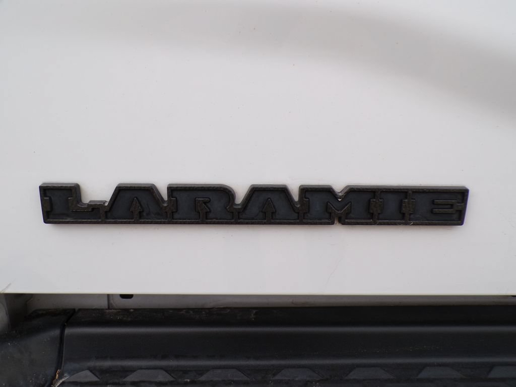 Used 2021 RAM 2500 Laramie w/ Night Edition AWD/4WD image 7