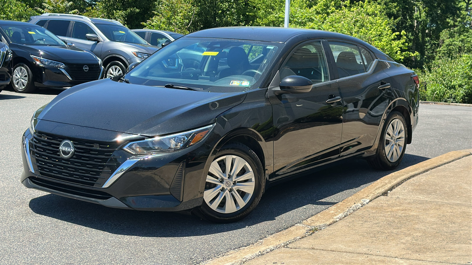 Used 2024 Nissan Sentra S FWD image 1