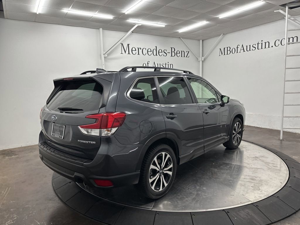 Used 2022 Subaru Forester Limited image 7