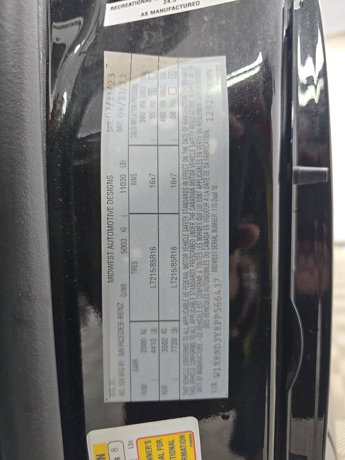 Used 2023 Mercedes-Benz Sprinter 3500 image 17