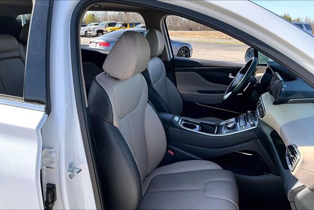 Used 2023 Hyundai Santa Fe SEL w/ Premium Package image 28