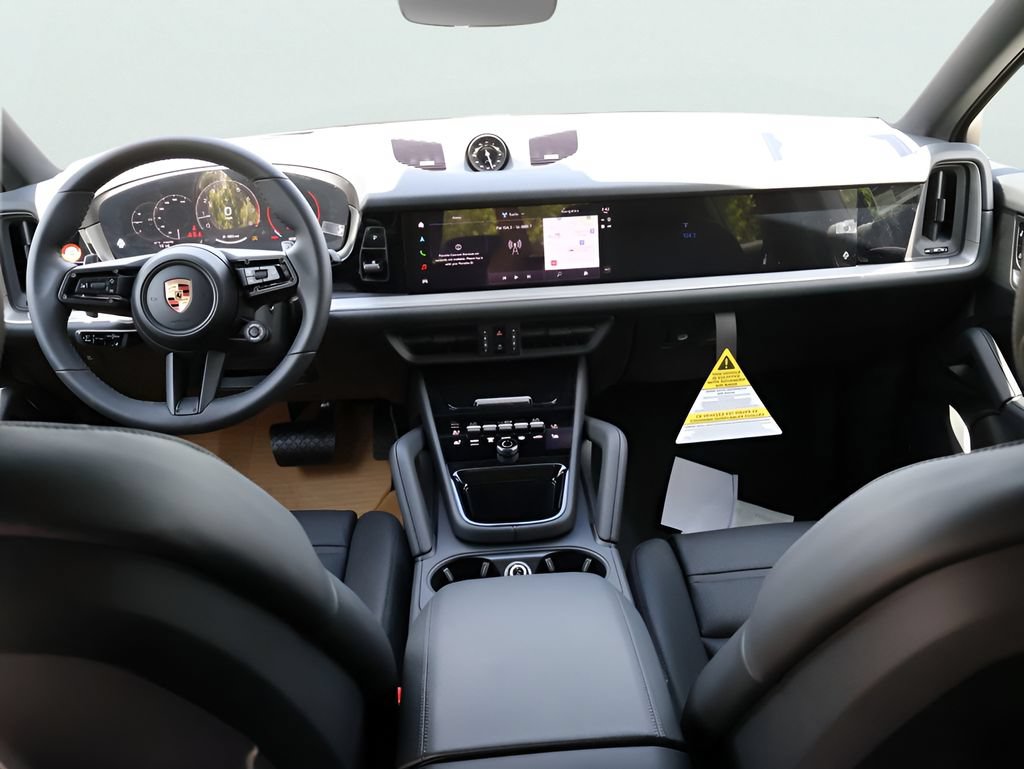 New 2026 Porsche Cayenne Coupe AWD/4WD image 19