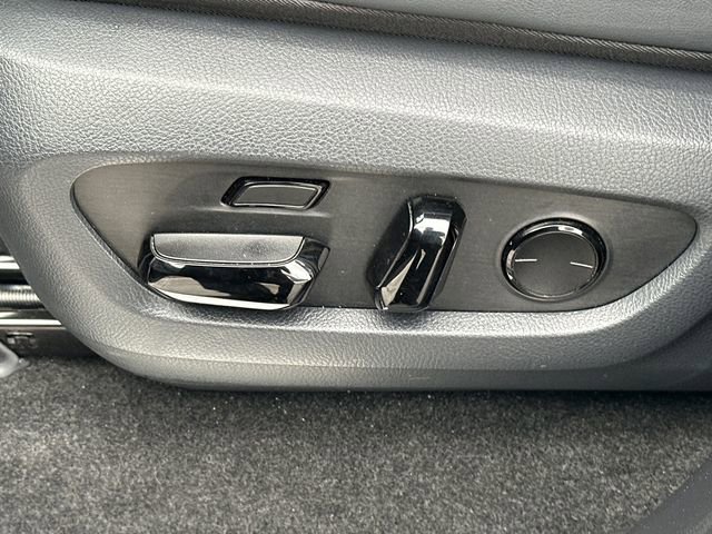 Used 2024 Lexus GX 550 image 18