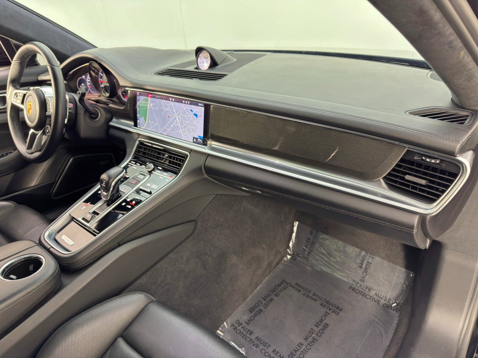 Used 2020 Porsche Panamera GTS w/ Premium Package Plus image 15