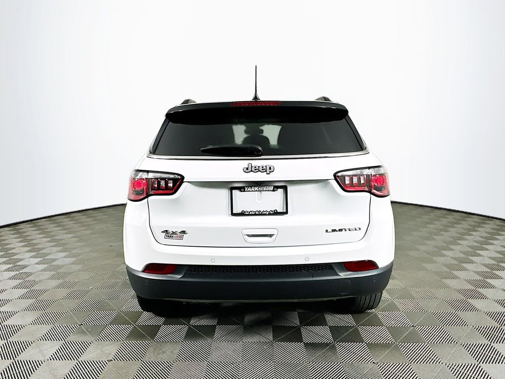 Certified 2024 Jeep Compass Limited image 9