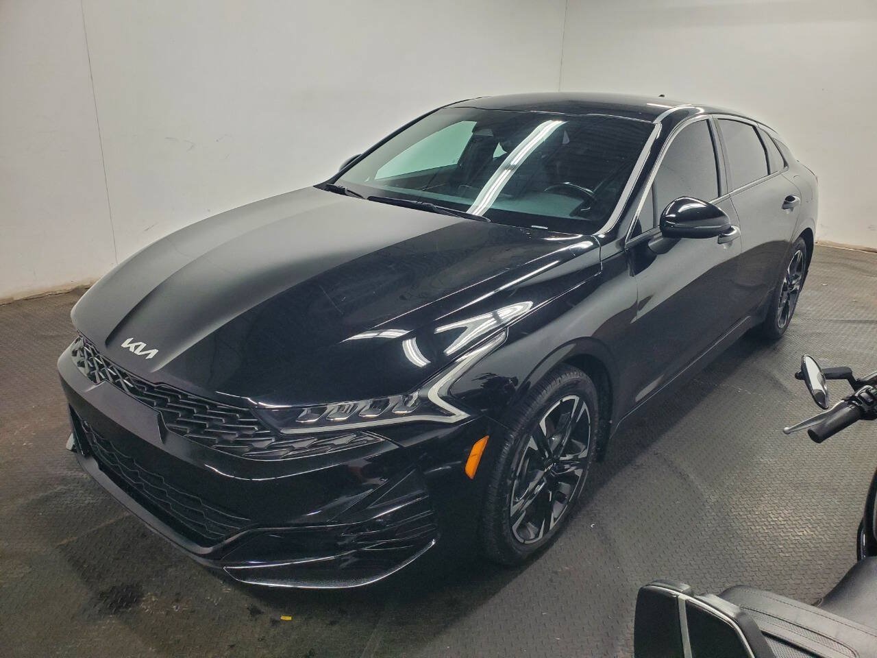 Used 2022 Kia K5 GT-Line FWD image 1