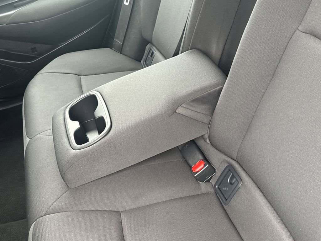 Used 2025 Toyota Corolla LE FWD image 35