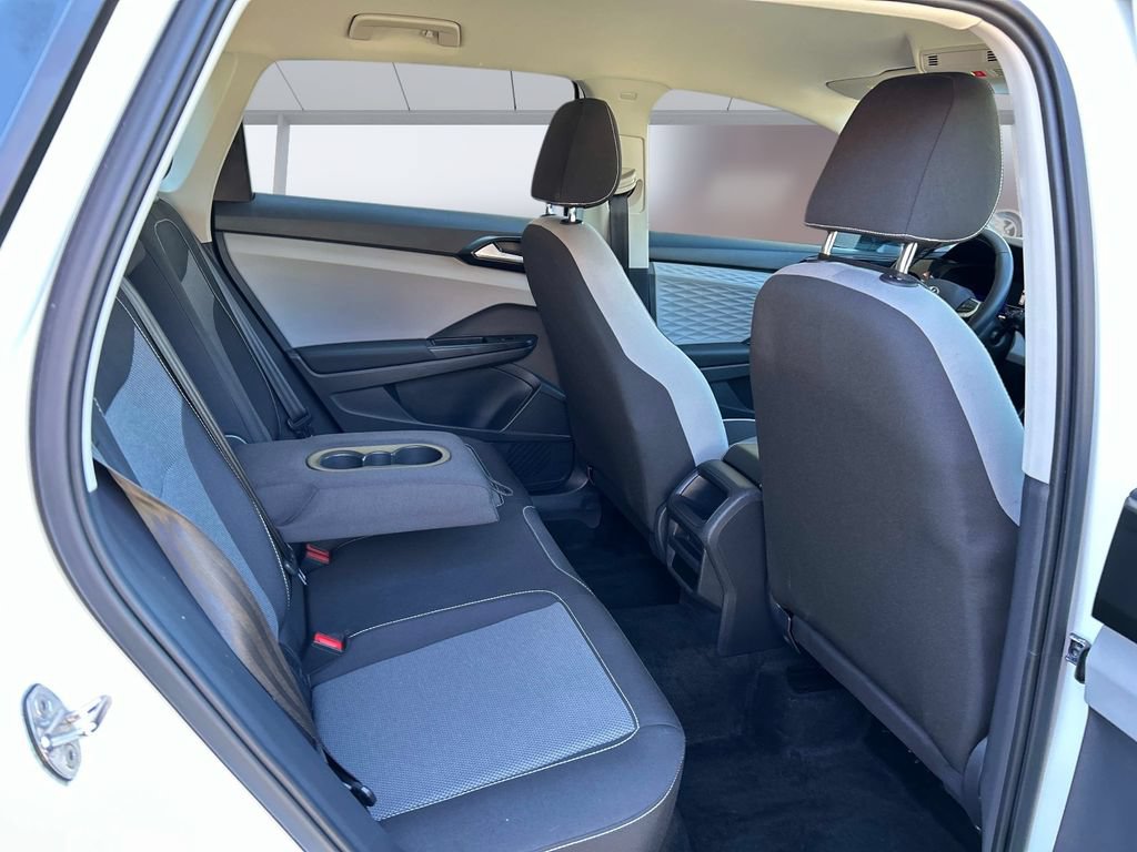 Used 2023 Volkswagen Taos S AWD/4WD image 16