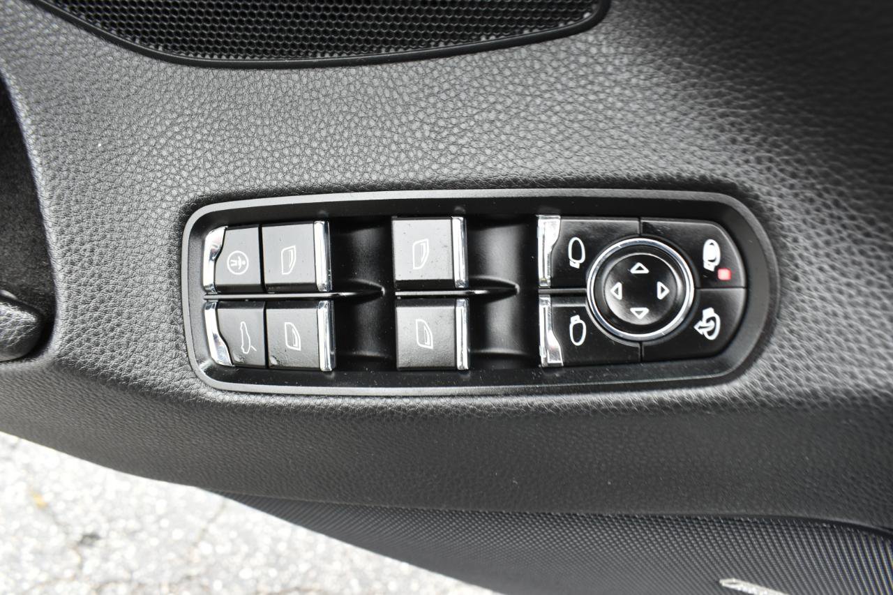 Used 2013 Porsche Panamera 4S image 42