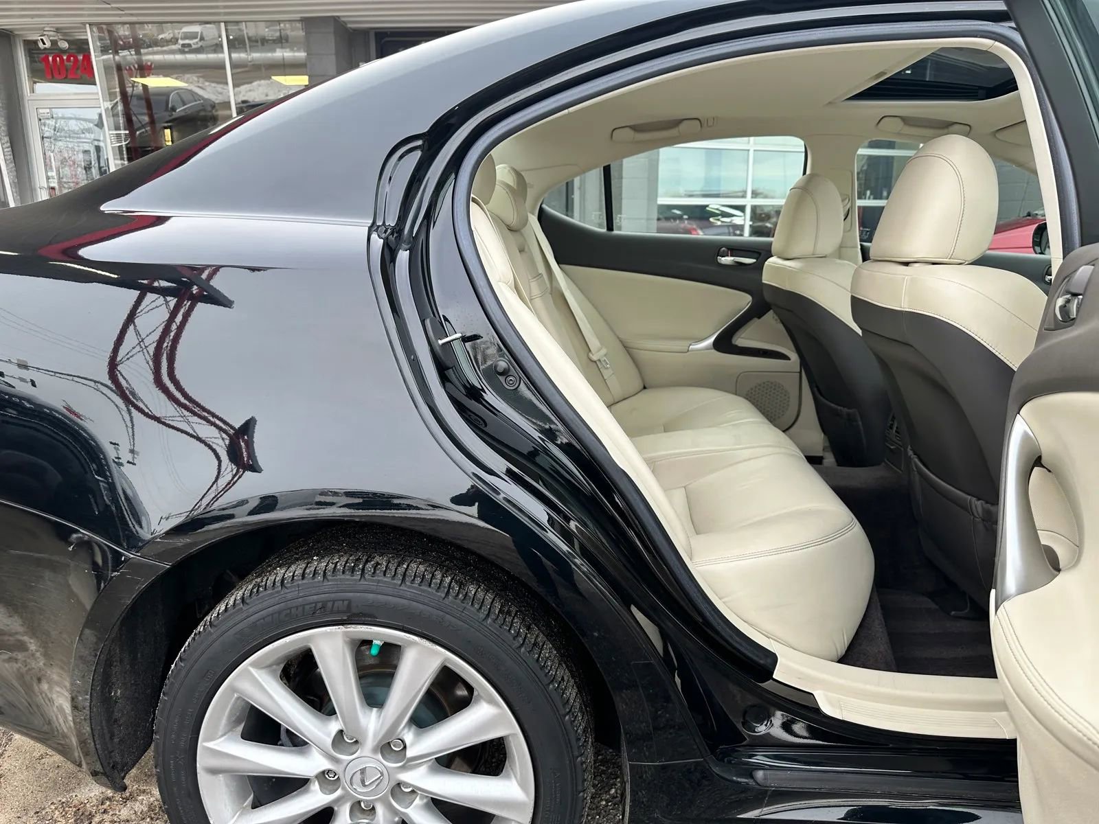 Used 2009 Lexus IS 250 AWD image 17