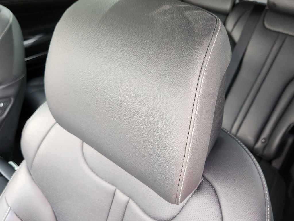 Used 2021 Genesis GV80 2.5T image 14