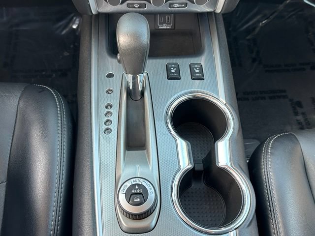 Used 2019 Nissan Pathfinder SL AWD/4WD image 34
