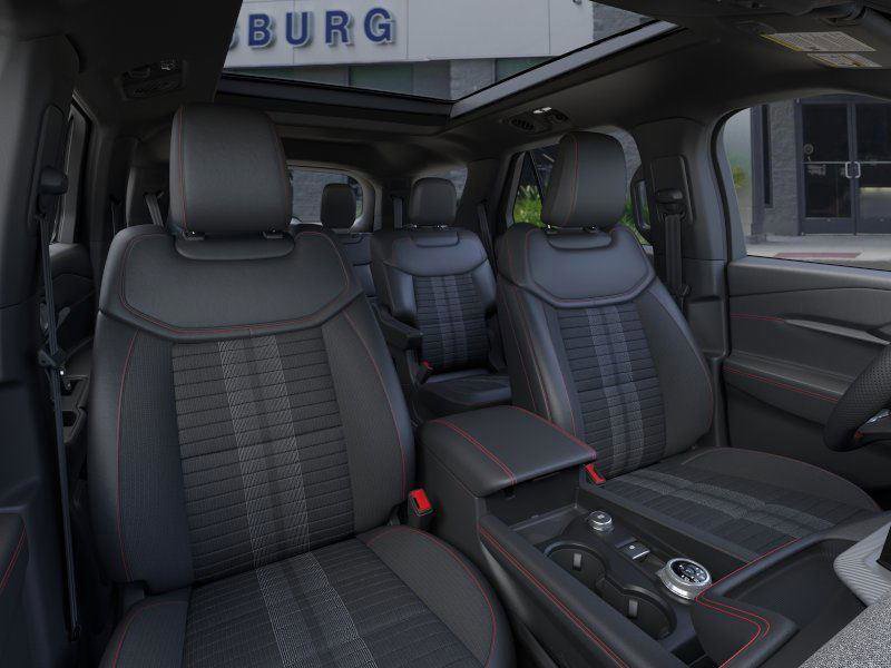 New 2026 Ford Explorer ST-Line w/ ST-Line Street Pack image 10