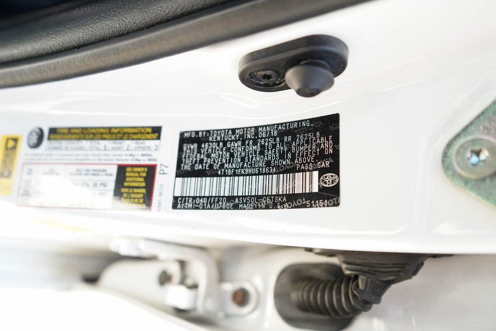 Used 2017 Toyota Camry SE FWD image 37
