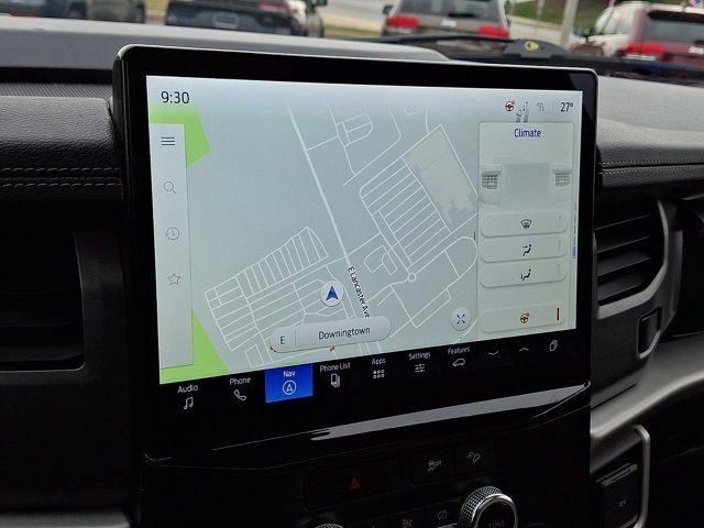 Used 2023 Ford Expedition XLT image 23