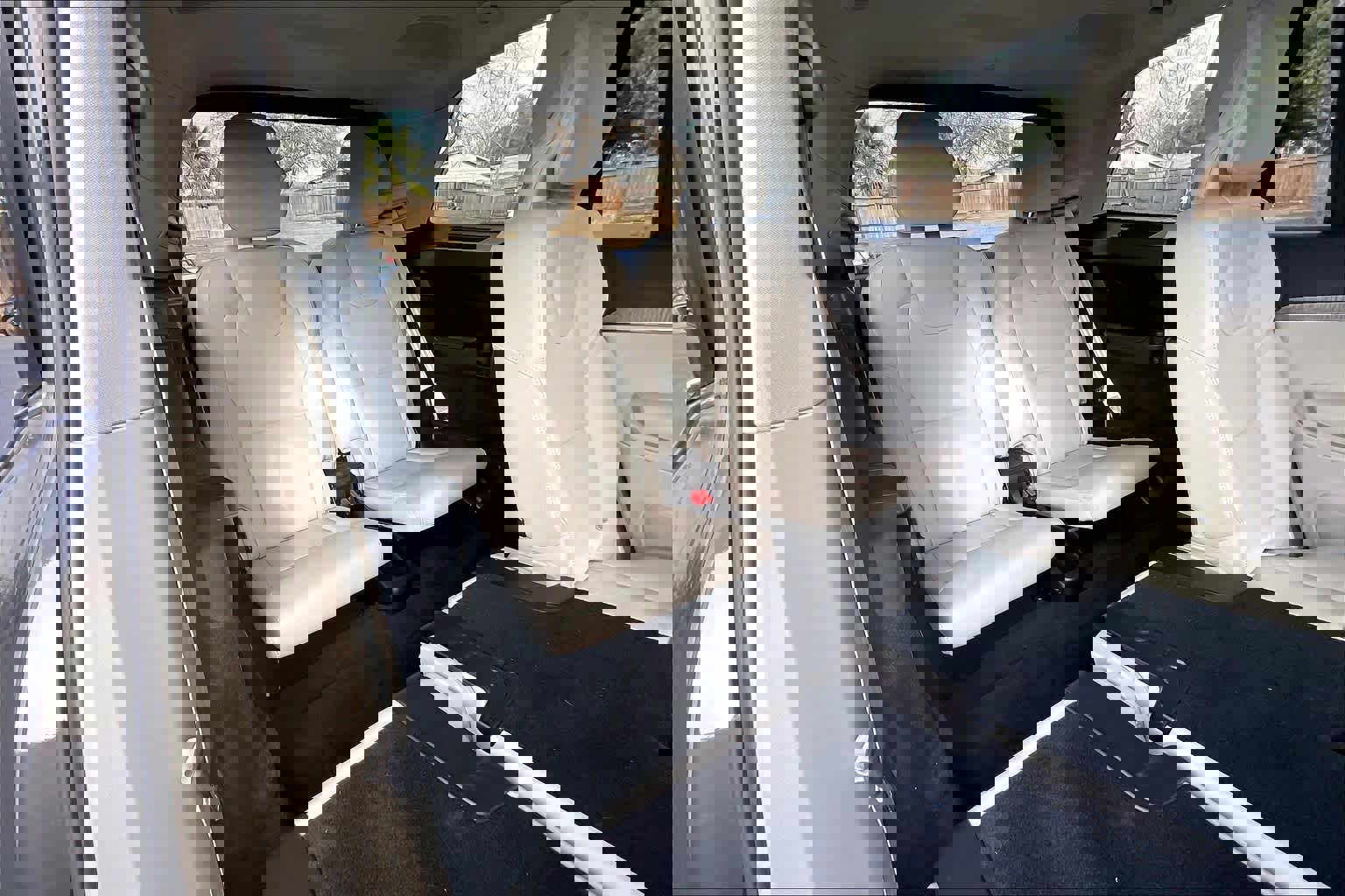 Used 2023 Volvo XC90 T8 Plus w/ Protection Package Premier image 31