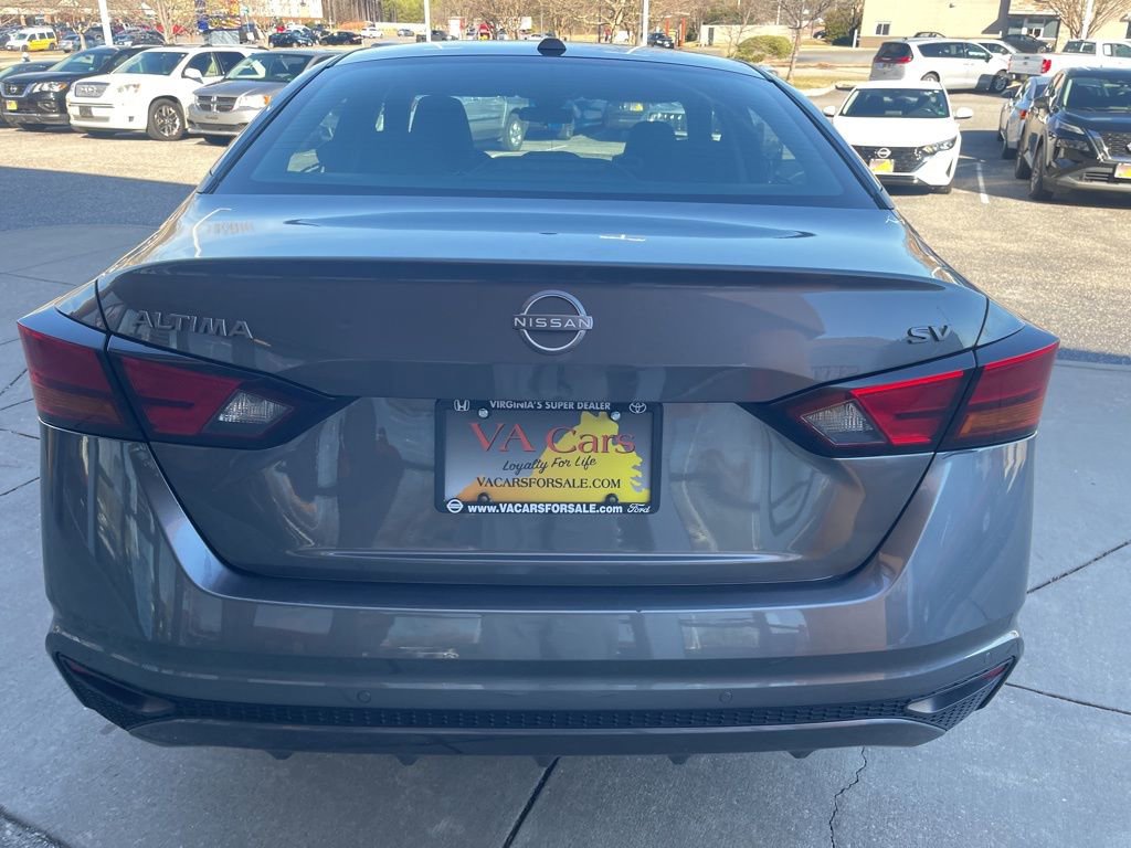 Used 2024 Nissan Altima 2.5 SV image 5