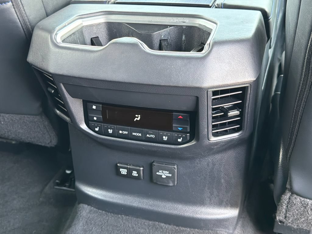 Used 2024 Toyota Sequoia Platinum AWD/4WD image 19