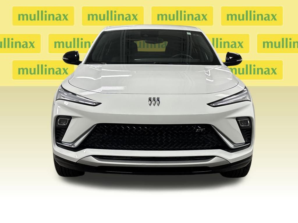 Used 2025 Buick Envista Sport Touring image 6