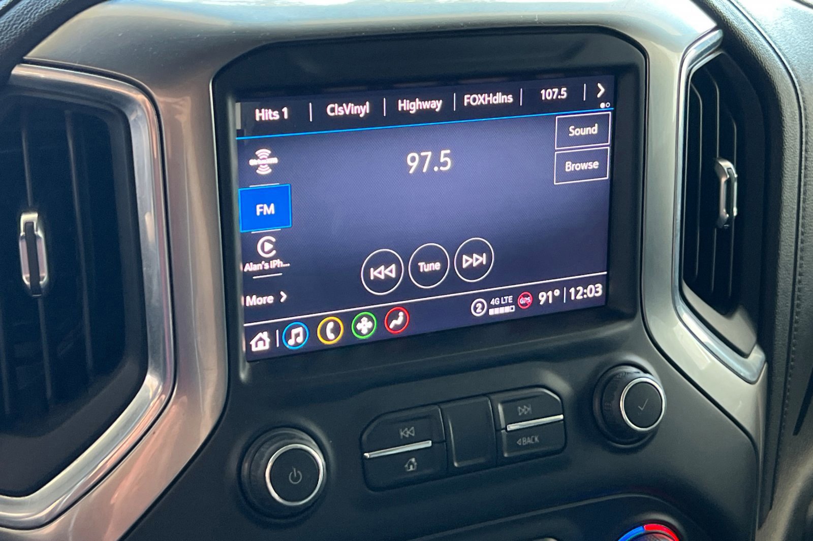 Used 2022 Chevrolet Silverado 1500 RST w/ Texas Edition Plus image 17