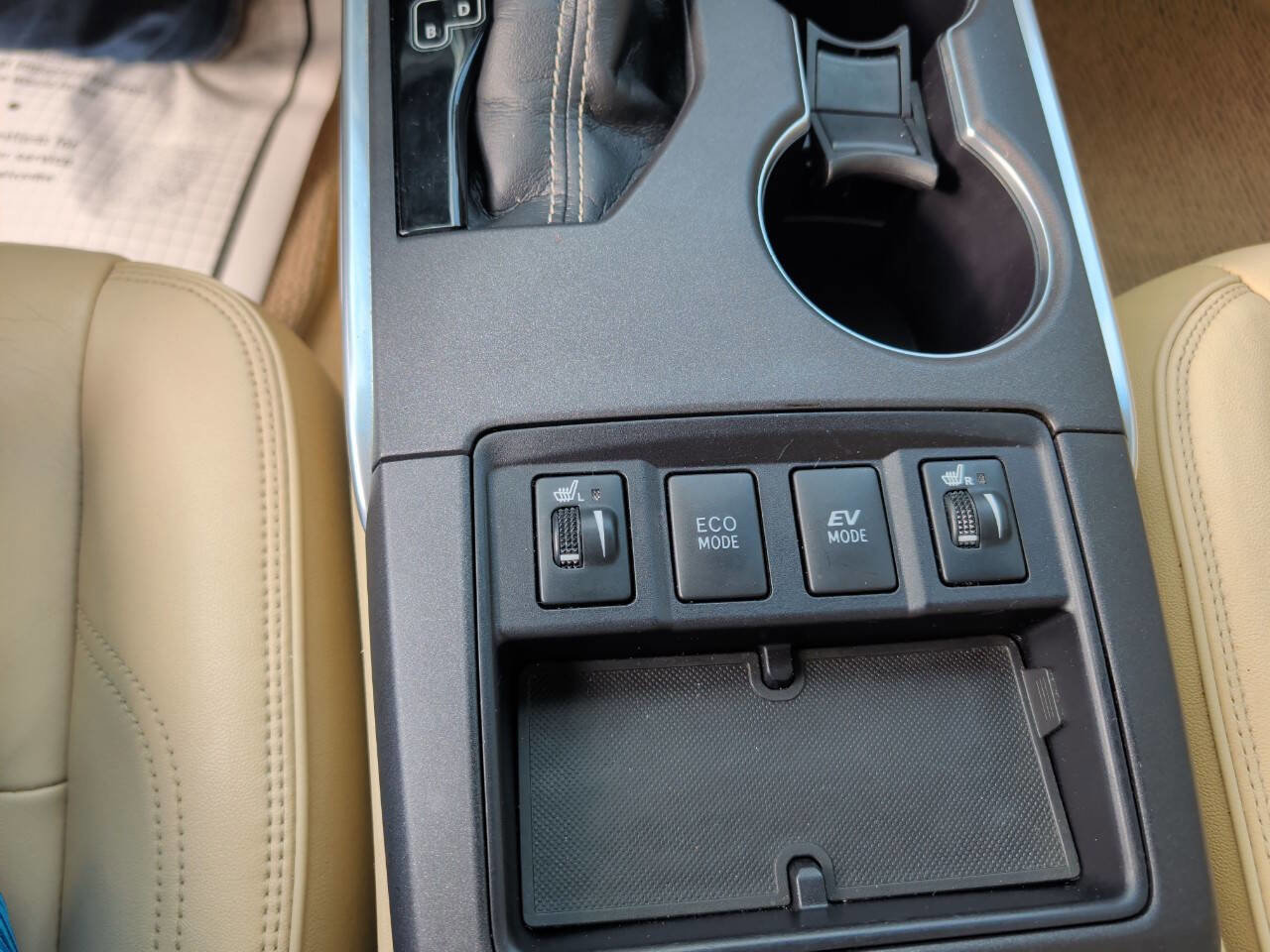 Used 2015 Toyota Camry XLE image 20