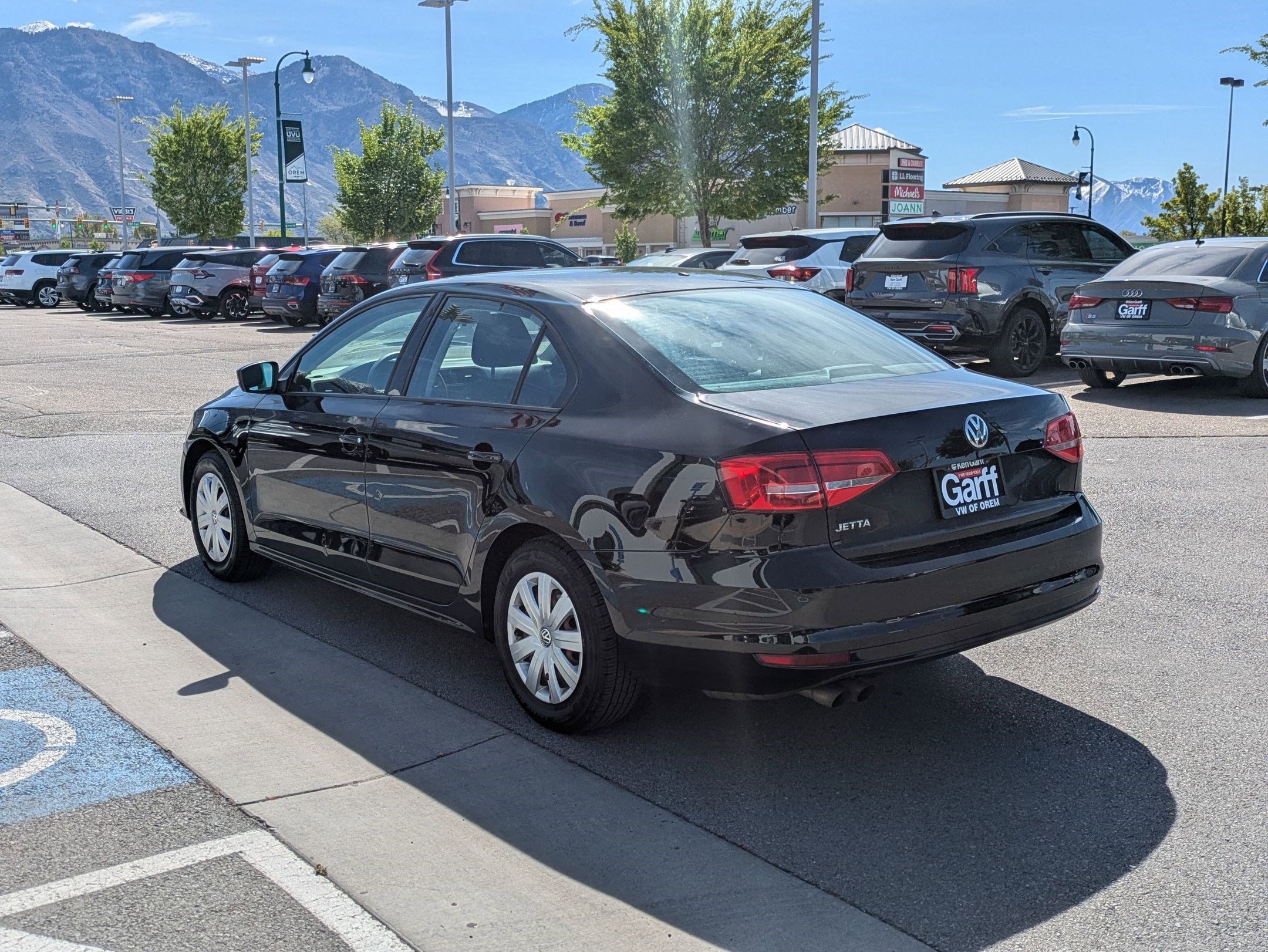 Used 2015 Volkswagen Jetta S image 8
