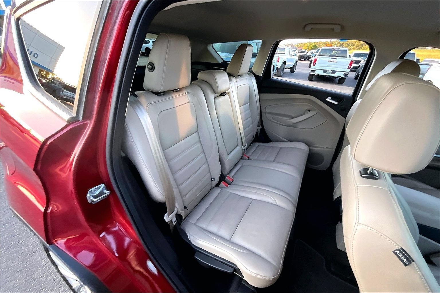 Used 2017 Ford Escape Titanium FWD image 27