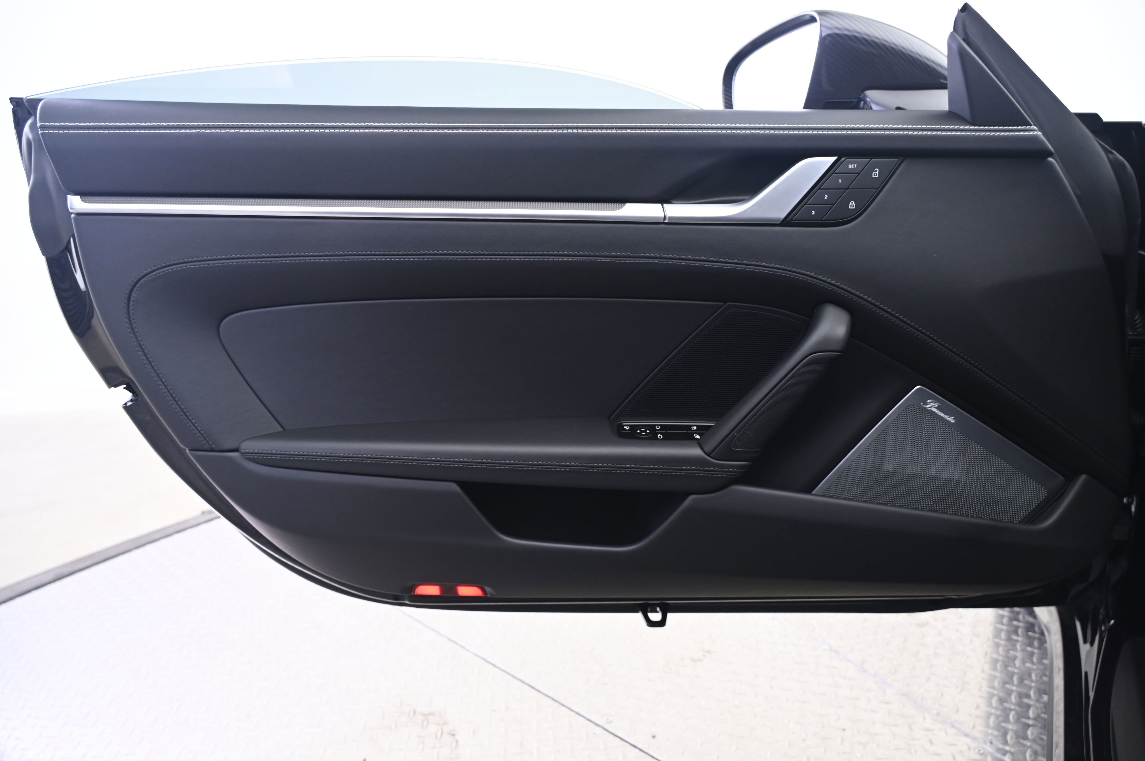 Certified 2025 Porsche 911 Turbo image 22