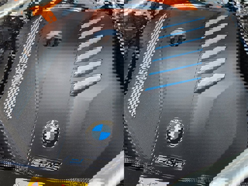 Used 2023 BMW X5 xDrive45e image 19