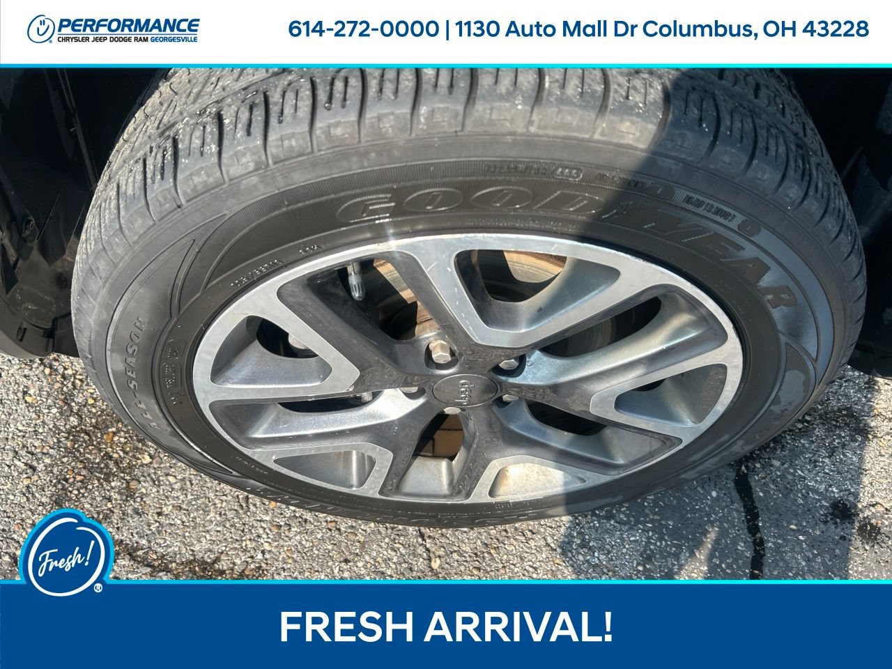 Used 2017 Jeep Renegade Latitude w/ Cold Weather Group AWD/4WD image 10