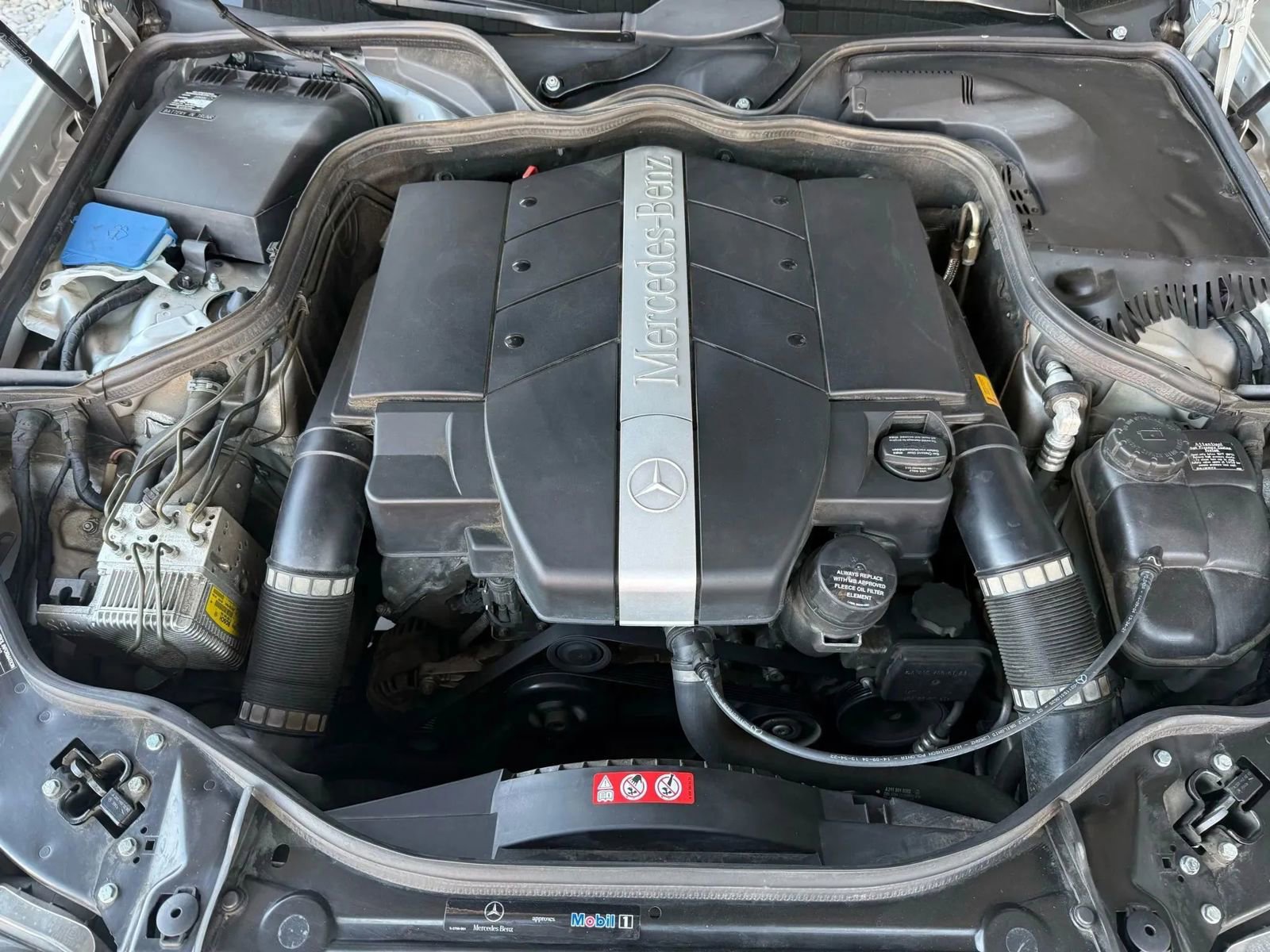 Used 2005 Mercedes-Benz E 320 Sedan image 14