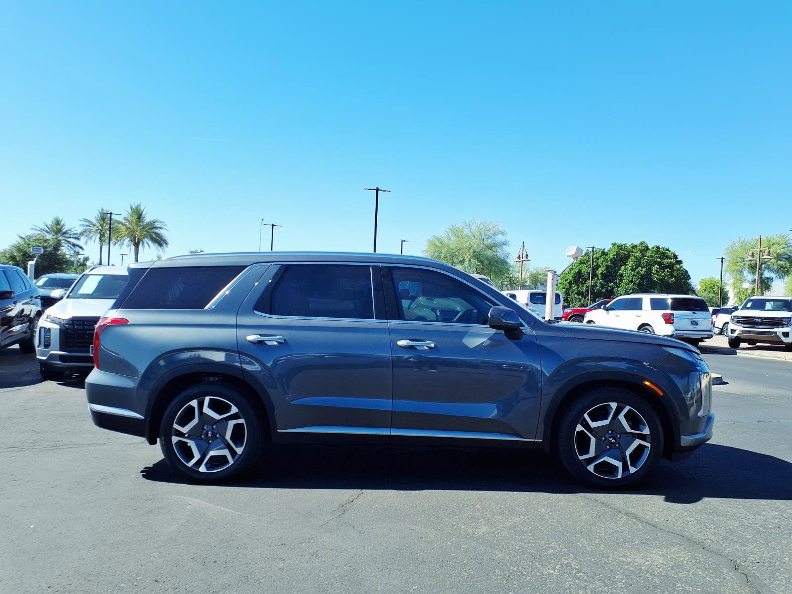 Used 2024 Hyundai Palisade SEL image 7