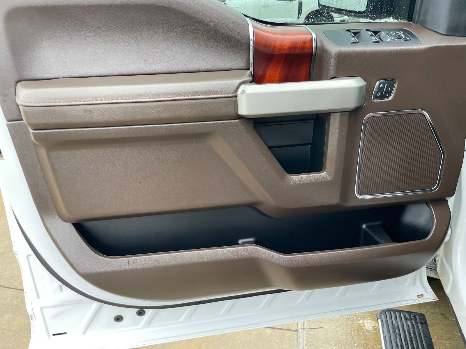 Used 2020 Ford F150 King Ranch w/ Equipment Group 601A Luxury image 3