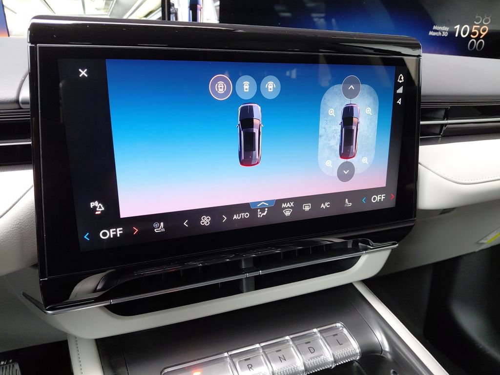 New 2026 Lincoln Nautilus Premier w/ Equipment Group 102A AWD/4WD image 38