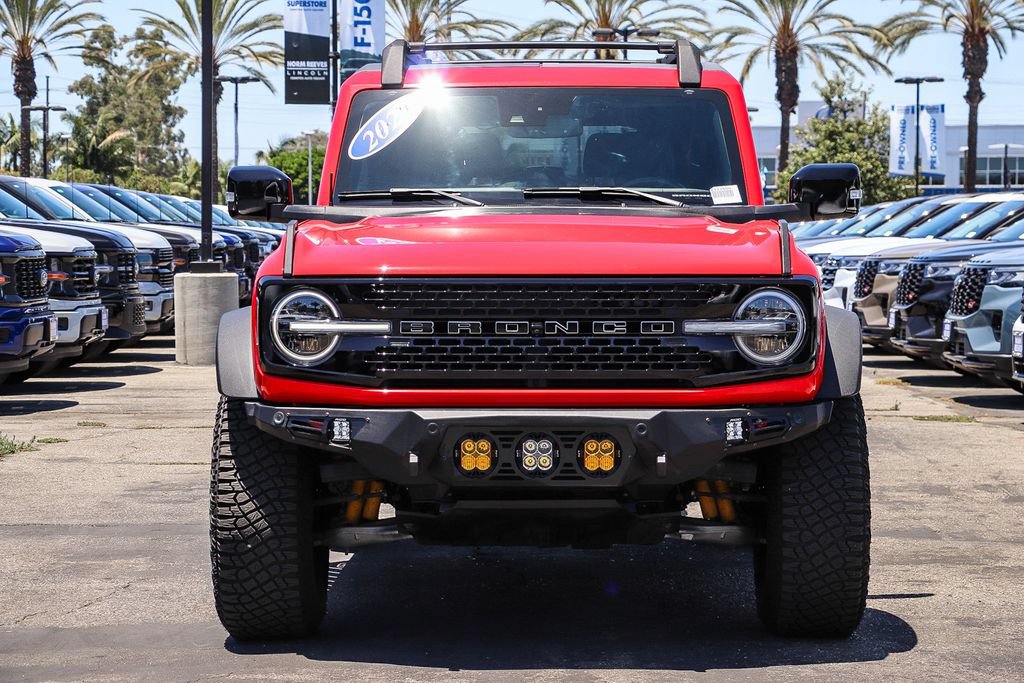 Certified 2021 Ford Bronco Wildtrak AWD/4WD image 2