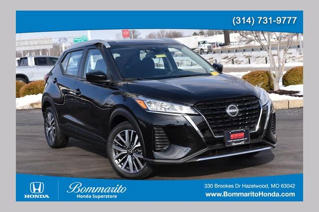 Used 2024 Nissan Kicks SV image 1
