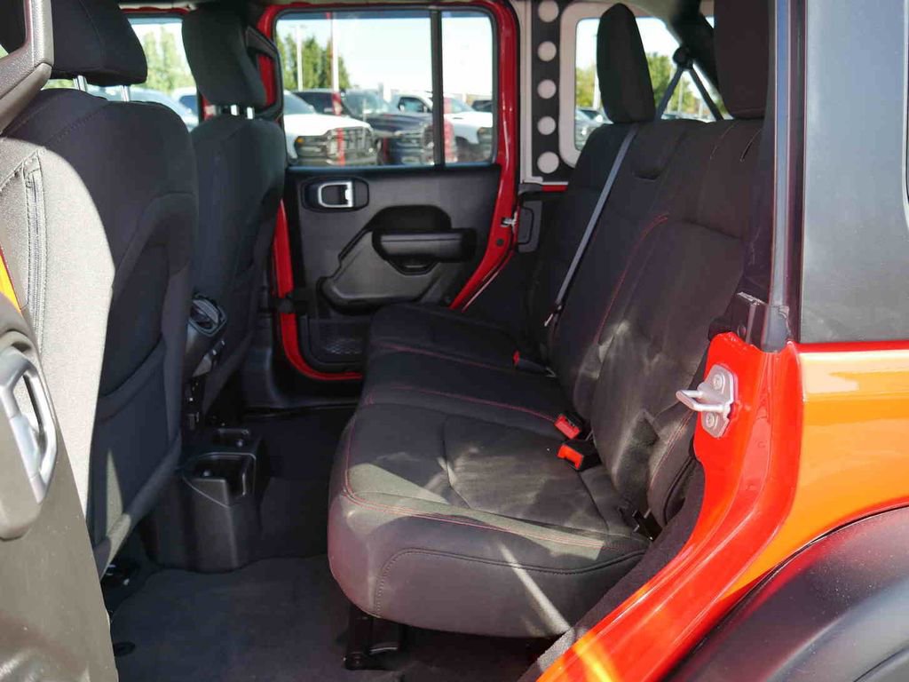 Used 2023 Jeep Wrangler Unlimited Rubicon w/ Steel Bumper Group image 17